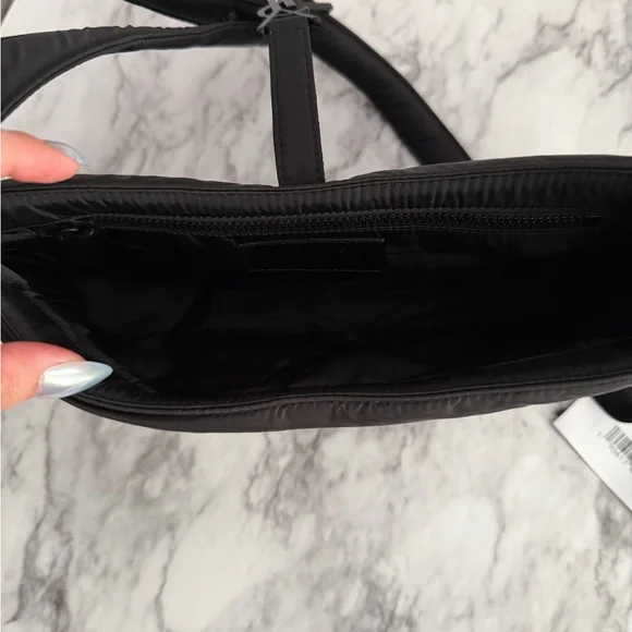New Saint Laurent Le 5 À 7 nylon shoulder bag - Picture 6 of 8